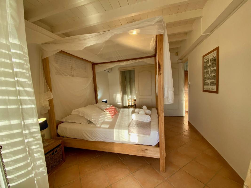 suite-parentale-1-rez-de-chausse-lit-160-vue-mer (1)